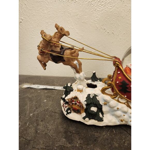 Vintage‎ International Bazaar Santa's Sleigh WaterGlobe Musical Animated Deer - Picture 3 of 9